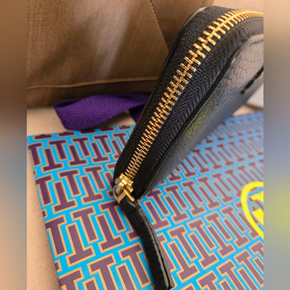 💫Tory Burch: McGraw Zip-around Continental Wallet - Picture 3 of 7